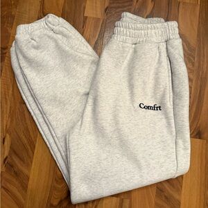 Comfrt light heather gray signature sweatpants medium WORN ONCE